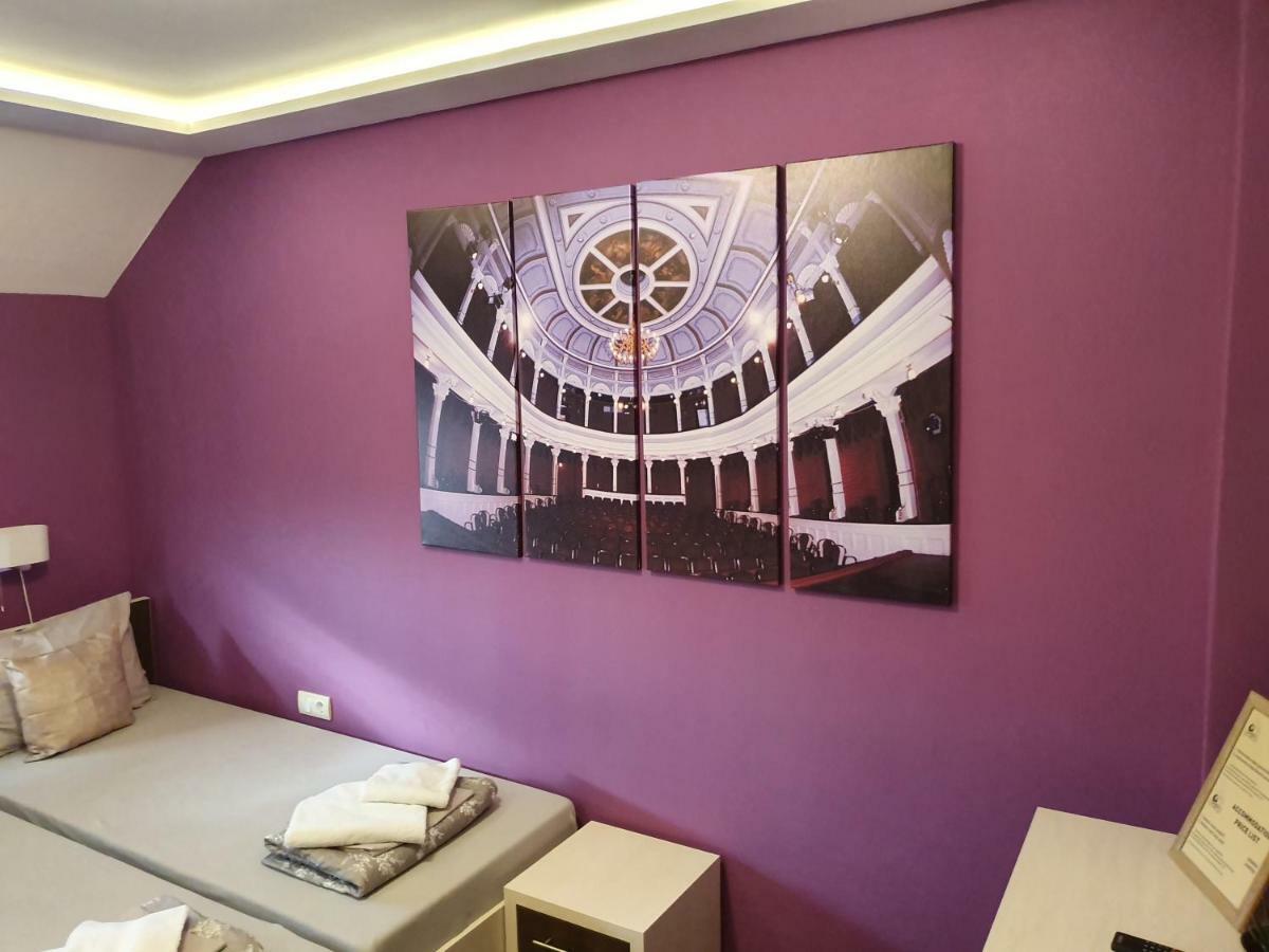 Oldbrick Pub Ξενοδοχείο Σόμπορ Εξωτερικό φωτογραφία